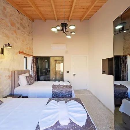 Villa Ader 4 *